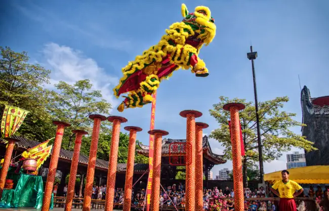 Foshan Lion Dance Performance - China Xian Tour: Private & Tailor-Made China Tours Foshan Lion Dance Performance