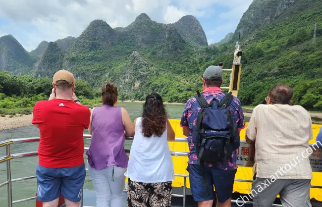 Guilin Li River Guests